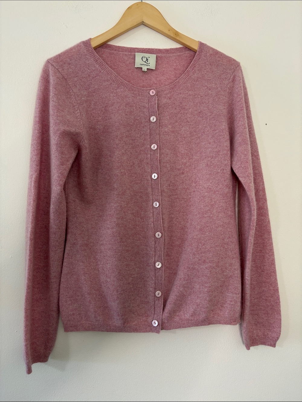 Qi Cashmere Cardigan Dusty Pink Coquette Pearly Buttons Spring Layering Preppy L